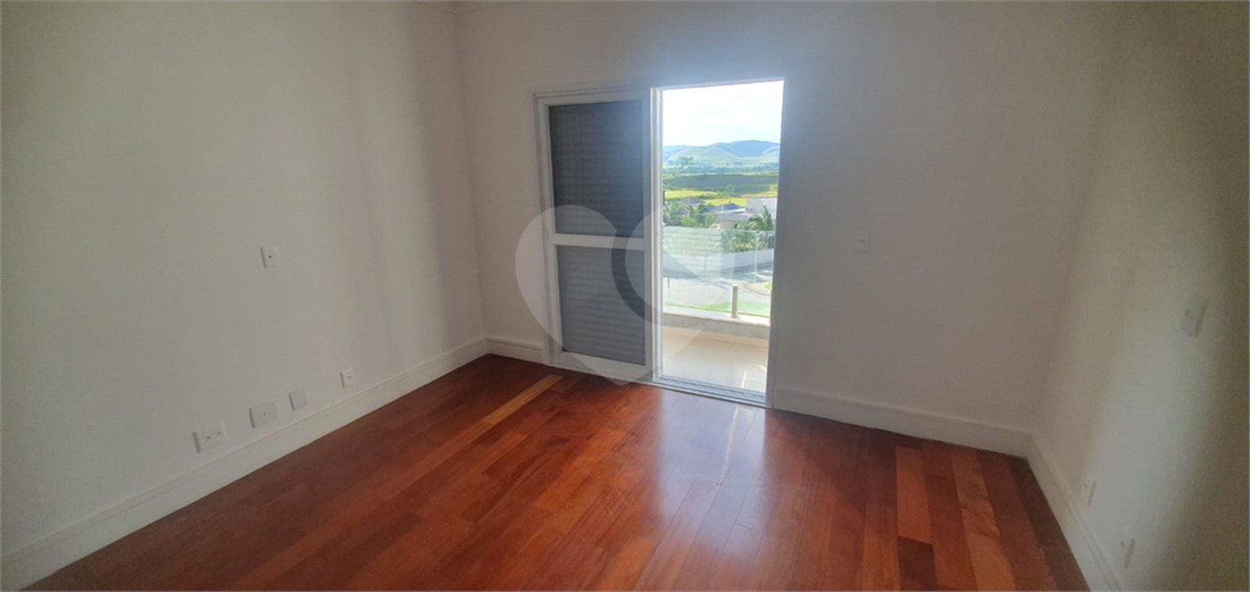 Casa à venda ou para alugar com 4 suítes no condomínio Residencial Jaguary, São José dos Campos - SP