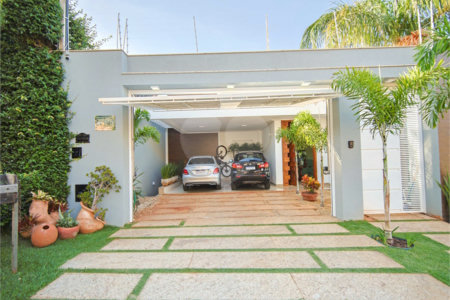 Casa à venda com 5 suítes em Jardim Mirante das Estâncias, Águas de Lindóia, SP