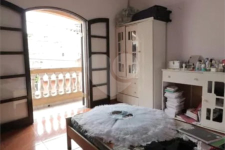 Sobrado à venda com 3 quartos, sendo 1 suíte, em Vila Invernada, São Paulo, SP