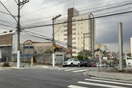 Sobrado à venda com 2 quartos em Vila Mazzei, São Paulo, SP