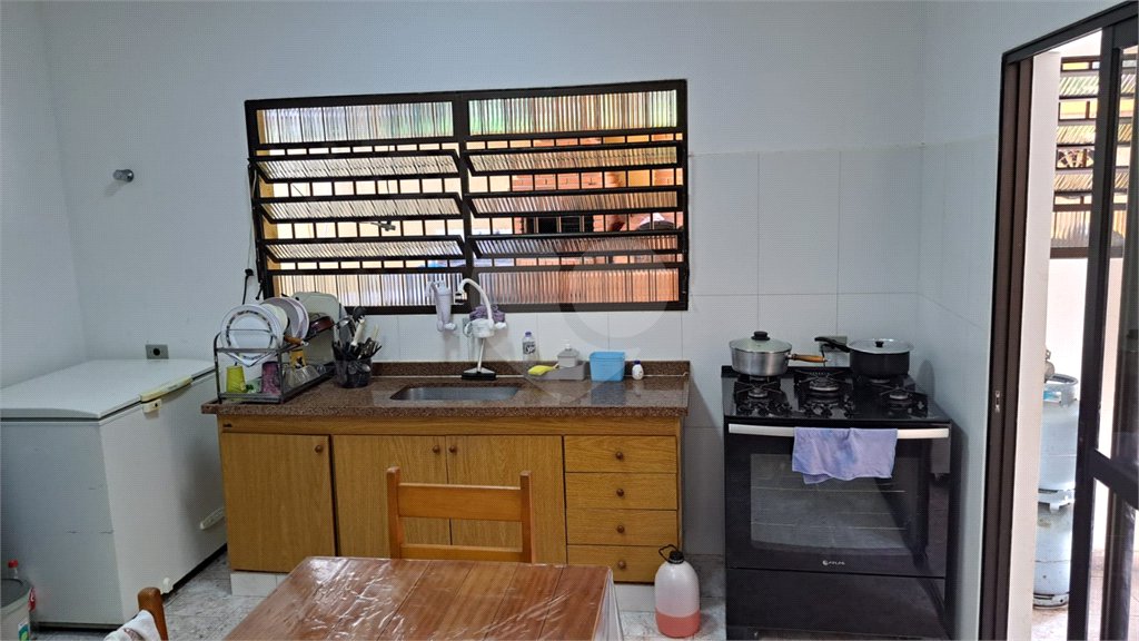 Casa à venda com 3 quartos, sendo 1 suíte, em Rio Acima, Mairiporã, SP