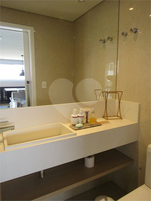 Apartamento para alugar com 3 suítes em Santana, São Paulo, SP