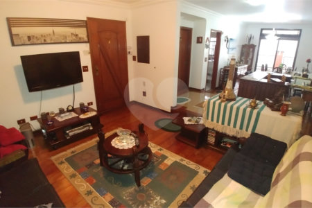 Sobrado à venda com 3 quartos, sendo 1 suíte, em Santana, São Paulo, SP