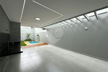 Casa para venda no Condomínio Faixa Azul.
