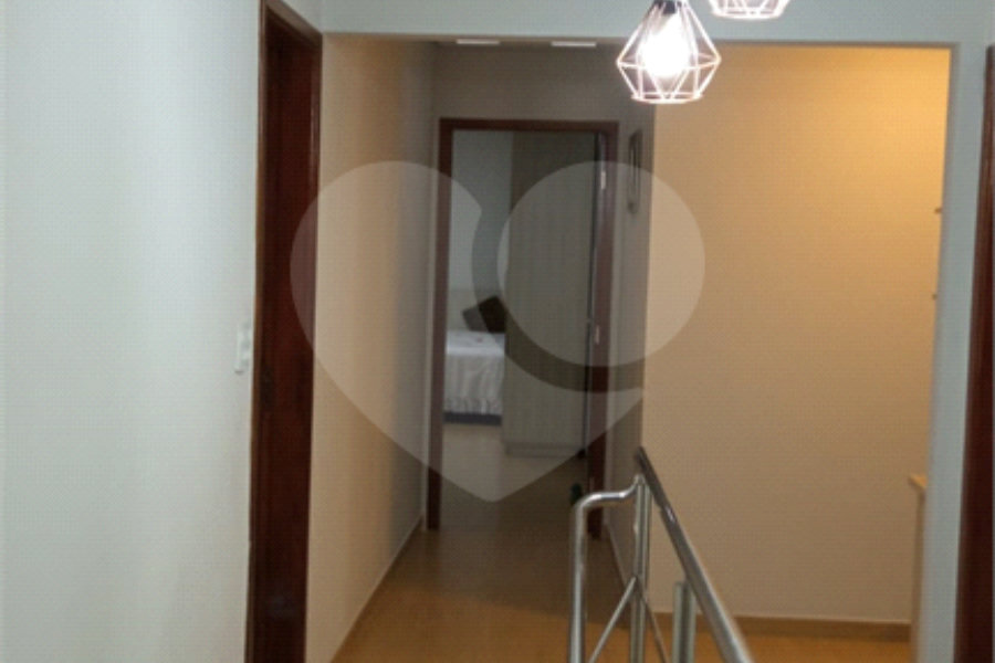 Sobrado à venda com 5 quartos, sendo 3 suítes, em Vila Guilherme, São Paulo, SP