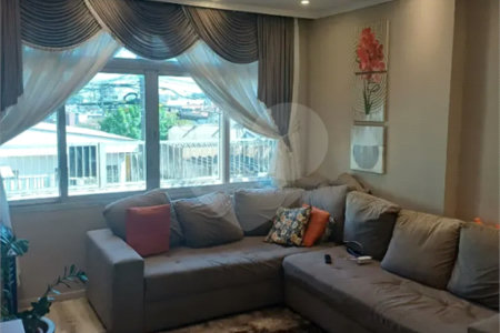 Casa à venda com 3 quartos, sendo 1 suíte,  em Vila Industrial, São Paulo, SP