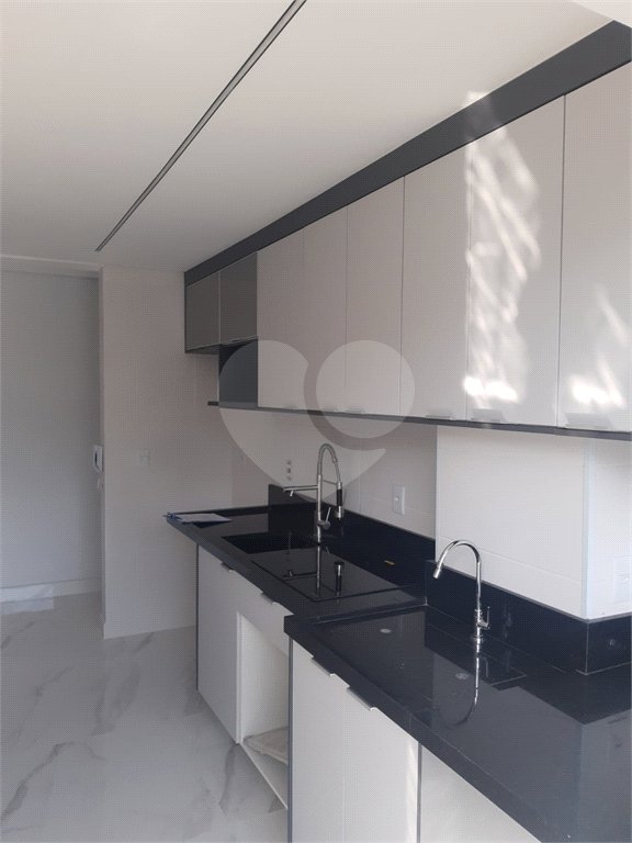 Apartamento à venda com 3 quartos, sendo 1 suíte, em Vila Domingues, Votorantim, SP