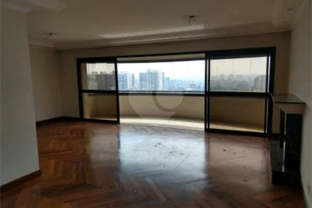 Apartamento à venda com 4 suítes em Vila Andrade, São Paulo, SP