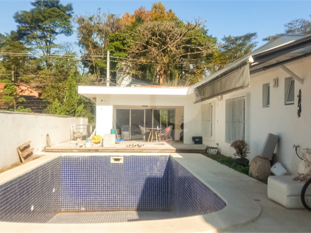 Casa à venda ou para alugar com 5 suítes em Granja Julieta, São Paulo, SP