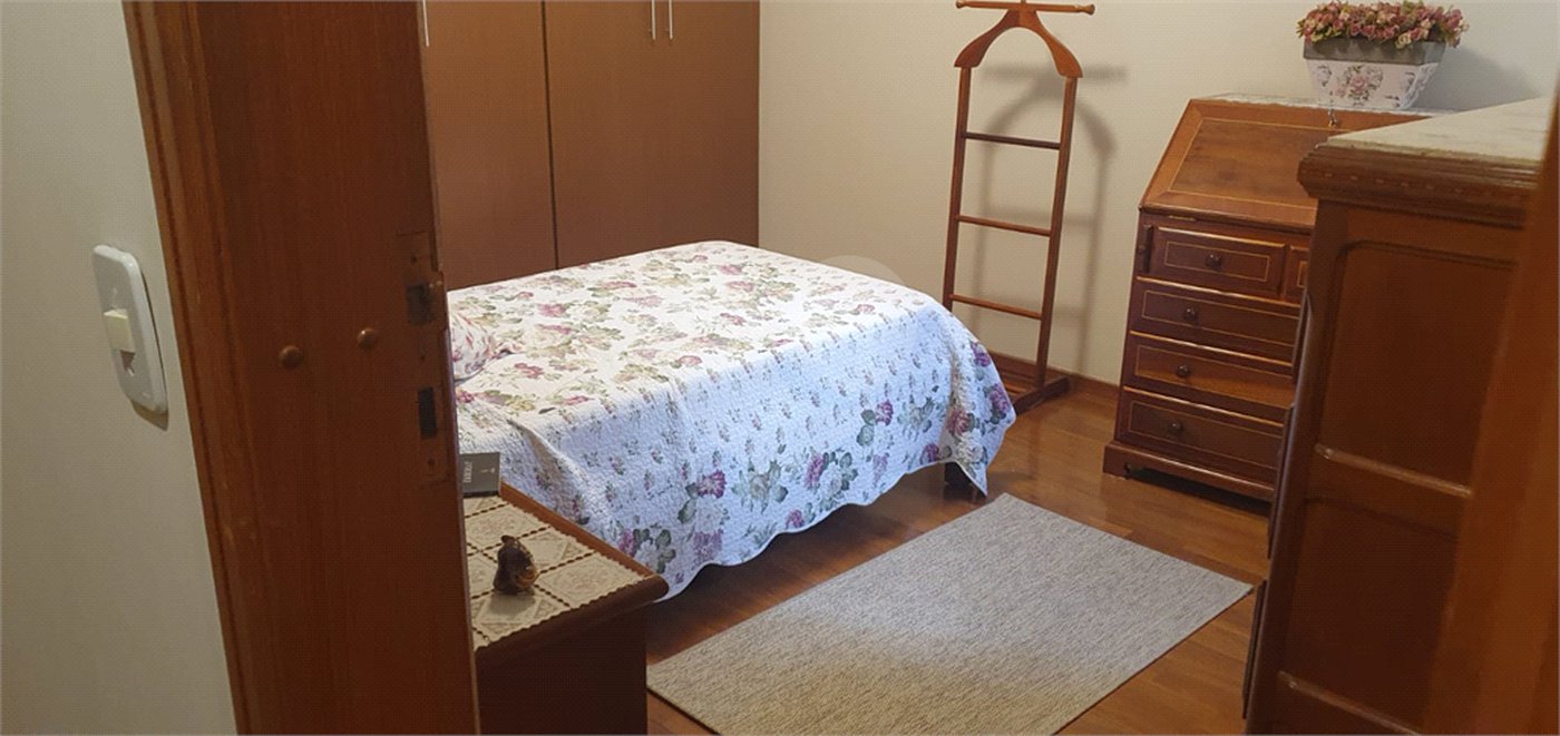 Apartamento à venda com 4 quartos, sendo 3 suítes,  em Perdizes, São Paulo, SP