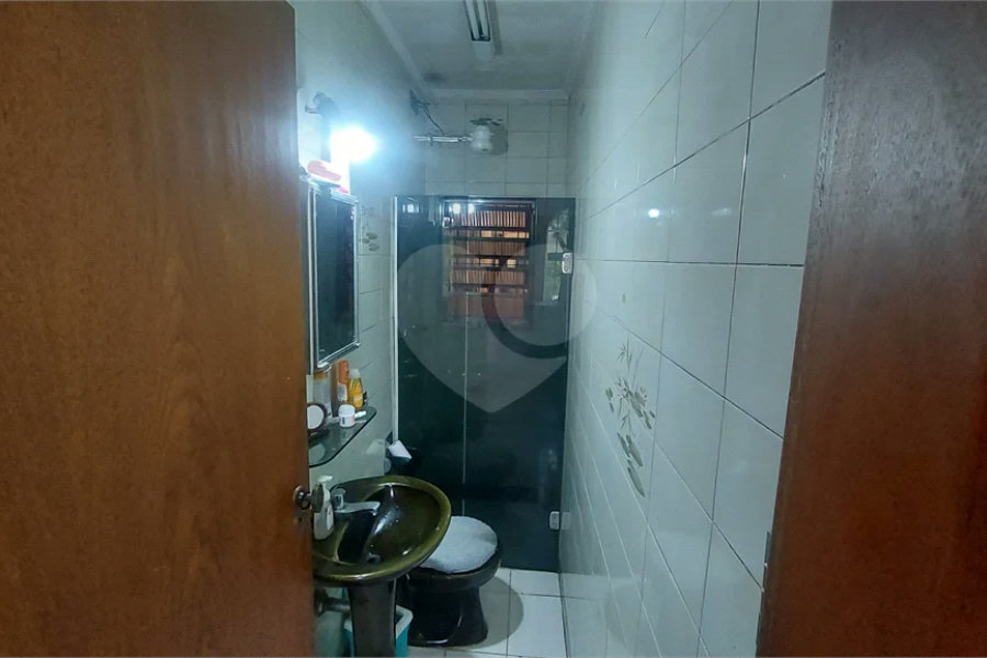 Casa à venda com 5 quartos, sendo 1 suíte, em Jabaquara, São Paulo, SP