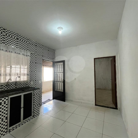 Casa à venda com 1 suíte em Vila Carolina, Itapetininga, SP