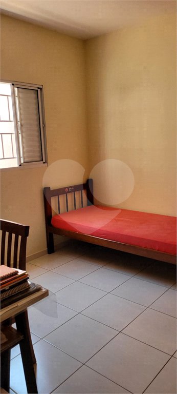 Casa à venda com 3 quartos, sendo 1 suíte,  no Centro, Guararema, SP