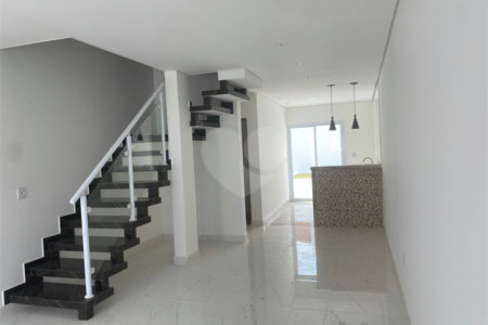 Casa à venda com 2 quartos, sendo 1 suíte, em Loteamento Parque Santa Cristina, Sorocaba, SP