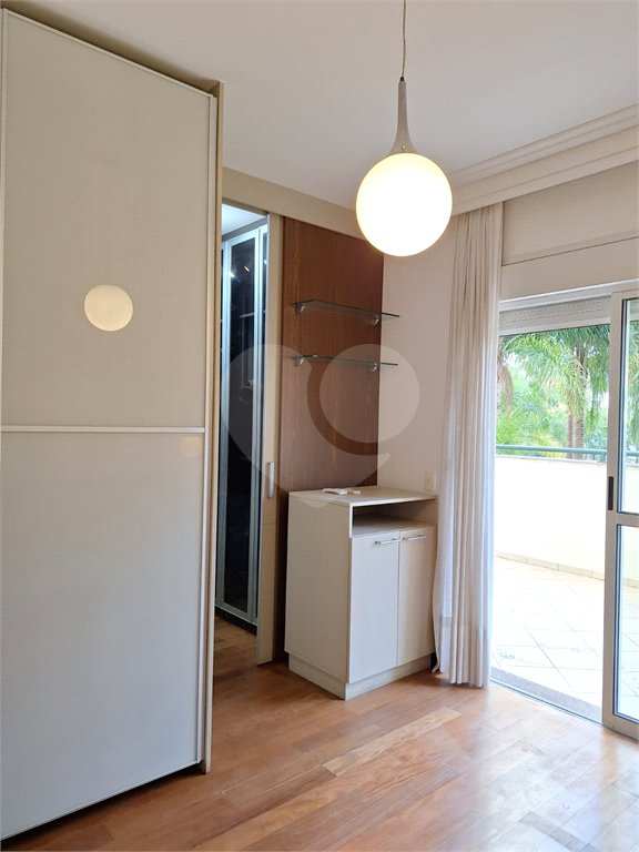Apartamento à venda com 4 quartos, sendo 3 suítes,  em Vila Gertrudes, São Paulo, SP