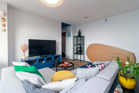 Apartamento à venda com 3 quartos, sendo 1 suíte,  em Santo Amaro, São Paulo, SP