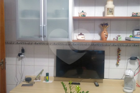 Sobrado à venda com 3 quartos, sendo 1 suíte,  em Vila do Castelo, São Paulo, SP