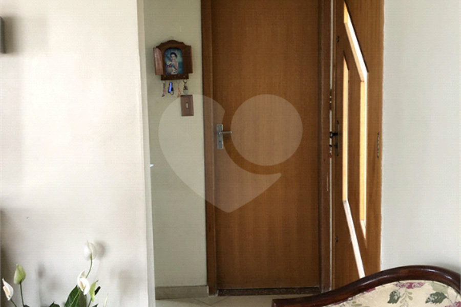 Sobrado à venda com 3 quartos, sendo 1 suíte, em Vila Gustavo, São Paulo, SP