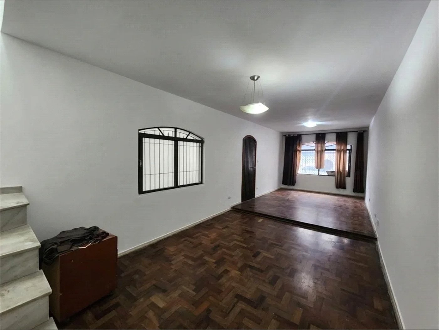 Casa à venda com 3 quartos, sendo 1 suíte,  em Jardim Celeste, São Paulo, SP