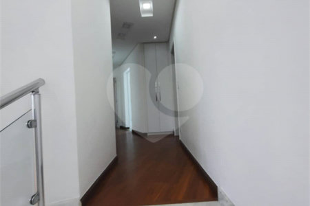 Sobrado à venda com 3 quartos, sendo 1 suíte, em City Campo Grande, São Paulo, SP