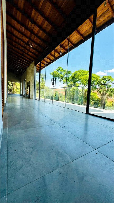 Casa à venda com 4 suítes no condomínio Associação Portal Ouro Verde, Atibaia - SP
