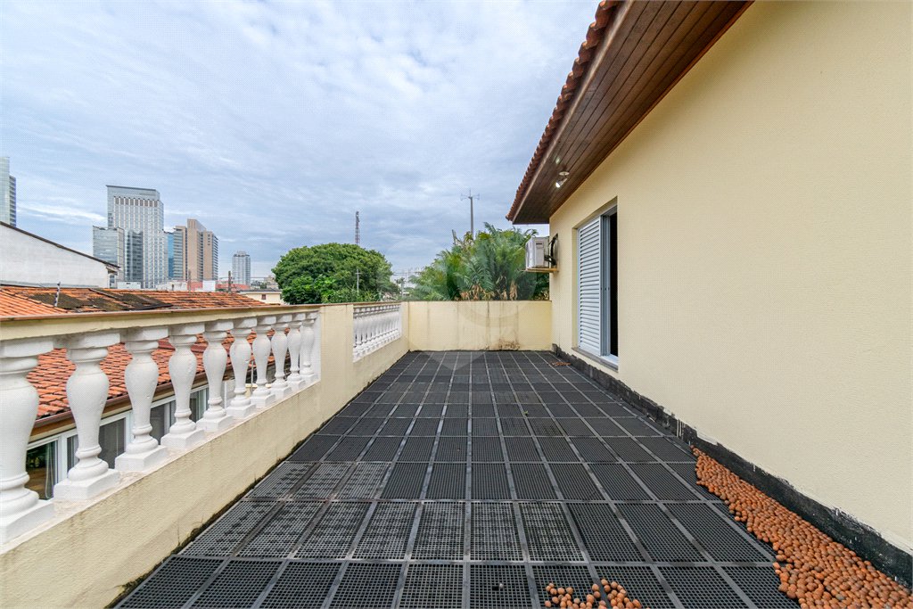 Casa à venda com 3 quartos, sendo 1 suíte,  em Vila Cordeiro, São Paulo, SP