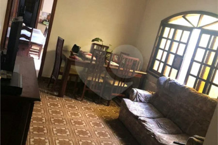 Casa Térrea à venda com 3 quartos em Vila Medeiros, São Paulo, SP