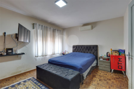 Sobrado à venda com 5 quartos, sendo 3 suítes, em Jardim Marajoara, São Paulo, SP