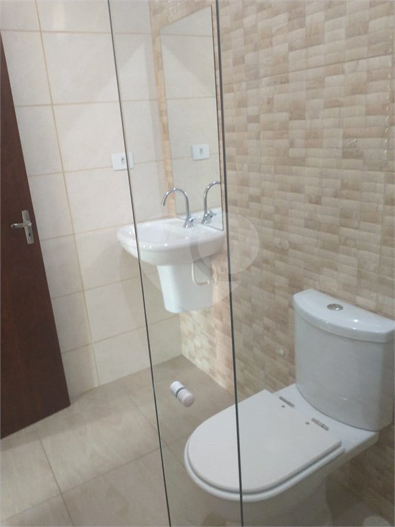 Sobrado à venda com 3 quartos, sendo 1 suíte,  em Jardim Universo, Mogi das Cruzes, SP