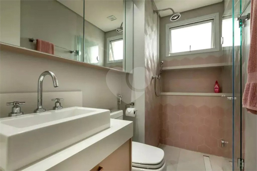 Apartamento à venda com 3 suítes em Indianópolis, São Paulo, SP