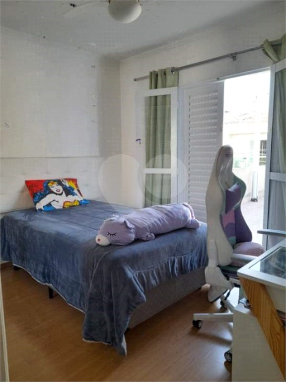 Sobrado à venda com 2 quartos em Chora Menino, São Paulo, SP