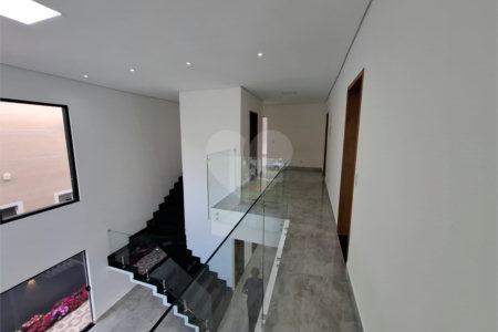 Casa à venda ou para alugar com 3 suítes no condomínio Residencial Veredas, Mogi das Cruzes - SP