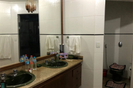 Casa à venda com 3 suítes em Fazenda Morumbi, São Paulo, SP