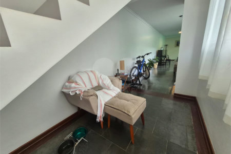 Casa à venda com 3 quartos, sendo 1 suíte, em Vila Indiana, São Paulo, SP
