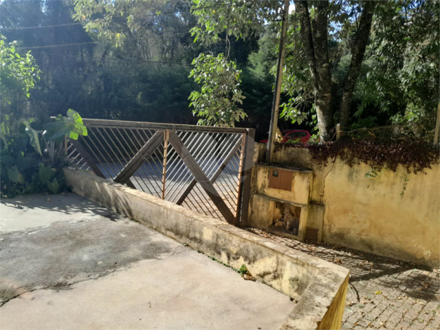 Casa à venda com 3 quartos, sendo 1 suíte,  no condomínio Sausalito, Mairiporã - SP