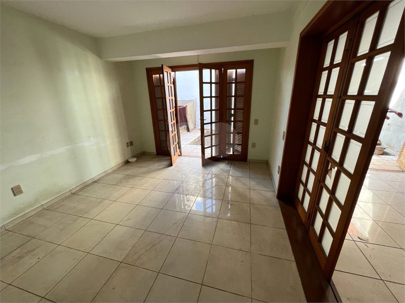 Casa à venda com 3 quartos, sendo 1 suíte, em Vila Vianelo, Jundiaí, SP