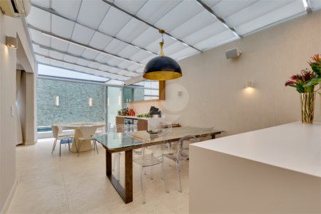 Casa à venda com 4 suítes no condomínio Ville Bosqueé, São Paulo - SP