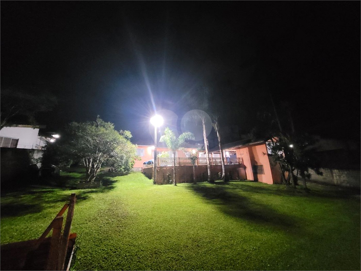 Chácara à venda com 3 quartos, sendo 1 suíte,  em Jardim Imperial, Atibaia, SP