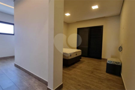 Casa à venda com 3 suítes no condomínio Portal dos Bandeirantes, Salto - SP