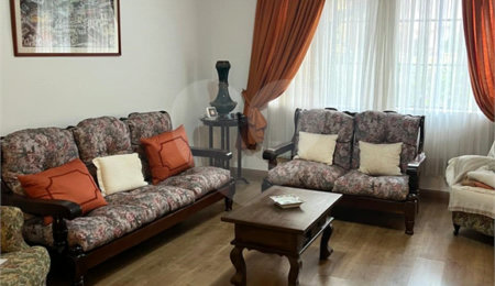 Casa à venda com 3 quartos, sendo 1 suíte,  em Vila Mariana, São Paulo, SP