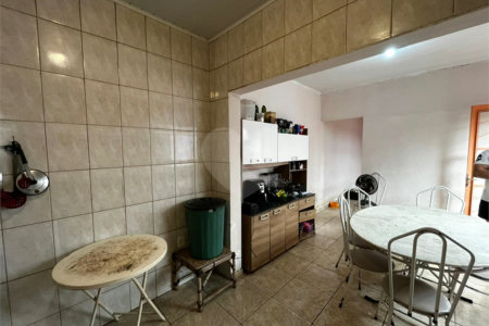 Casa à venda com 4 quartos em Vila Rocha, Itapetininga, SP