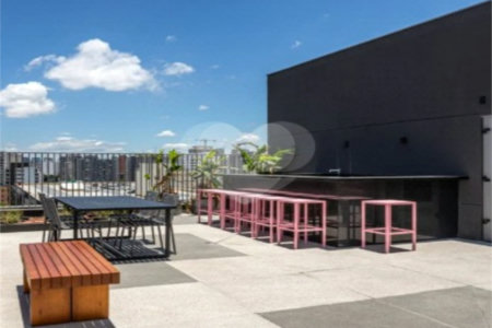 Apartamento à venda com 1 quarto em Indianópolis, São Paulo, SP