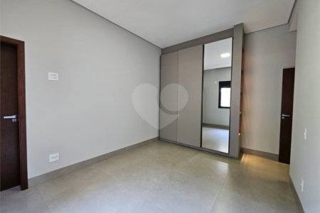 Casa à venda com 4 suítes no condomínio Residencial Terras de Siena, Ribeirão Preto - SP