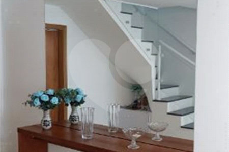 Sobrado à venda com 2 quartos em Santa Teresinha, São Paulo, SP