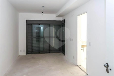 Apartamento à venda com 3 suítes em Jardim Aurélia, São Paulo, SP