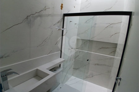 Casa à venda com 3 quartos, sendo 1 suíte, no condomínio Jardim, Sorocaba - SP