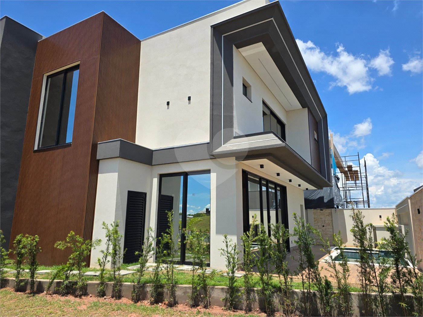 Casa à venda com 3 suítes no condomínio Brisas, Cuiabá - MT