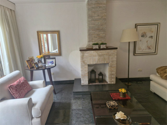 Casa à venda com 3 quartos, sendo 1 suíte,  em Chácara Monte Alegre, São Paulo, SP