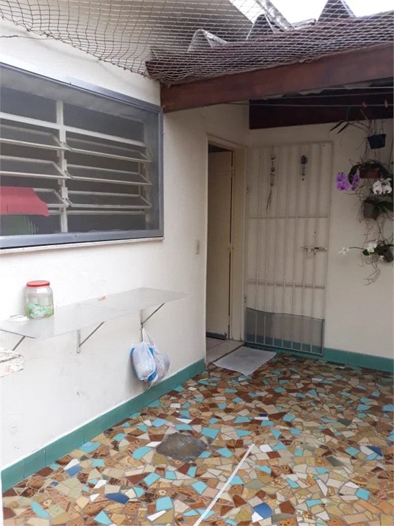 Casa à venda com 2 quartos, sendo 1 suíte, em Vila Anastácio, São Paulo, SP