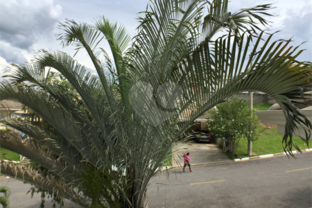 Casa à venda ou para alugar com 3 suítes no condomínio Recanto dos Paturis, Vinhedo - SP